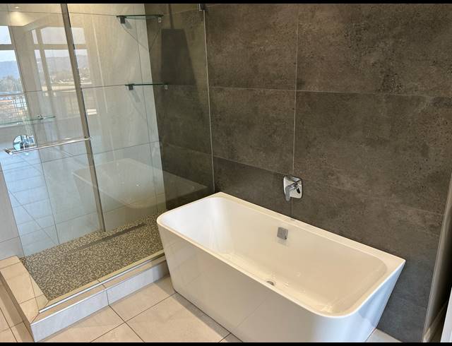 2 BEDROOM APARTMENT FOR SALE IN MENLYN